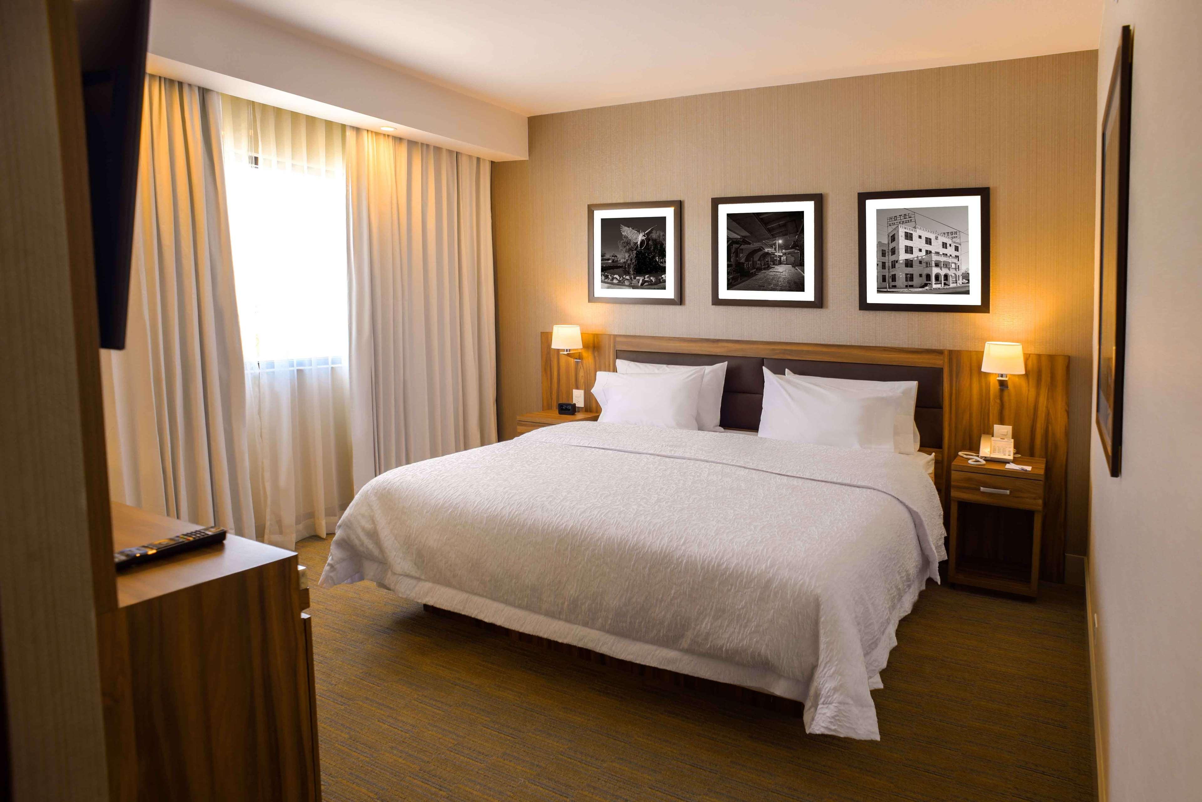 Hampton Inn Piedras Negras Esterno foto