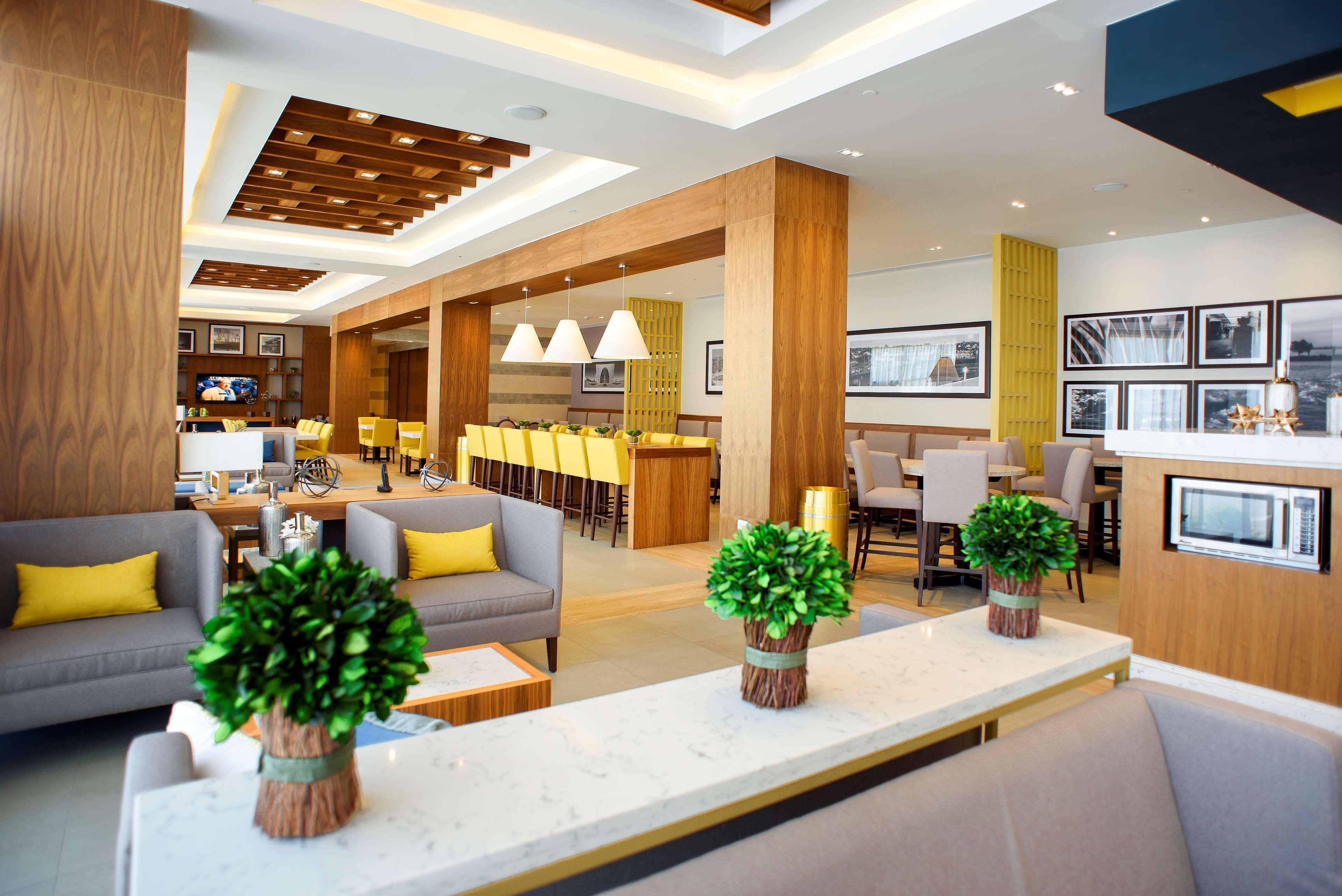Hampton Inn Piedras Negras Esterno foto
