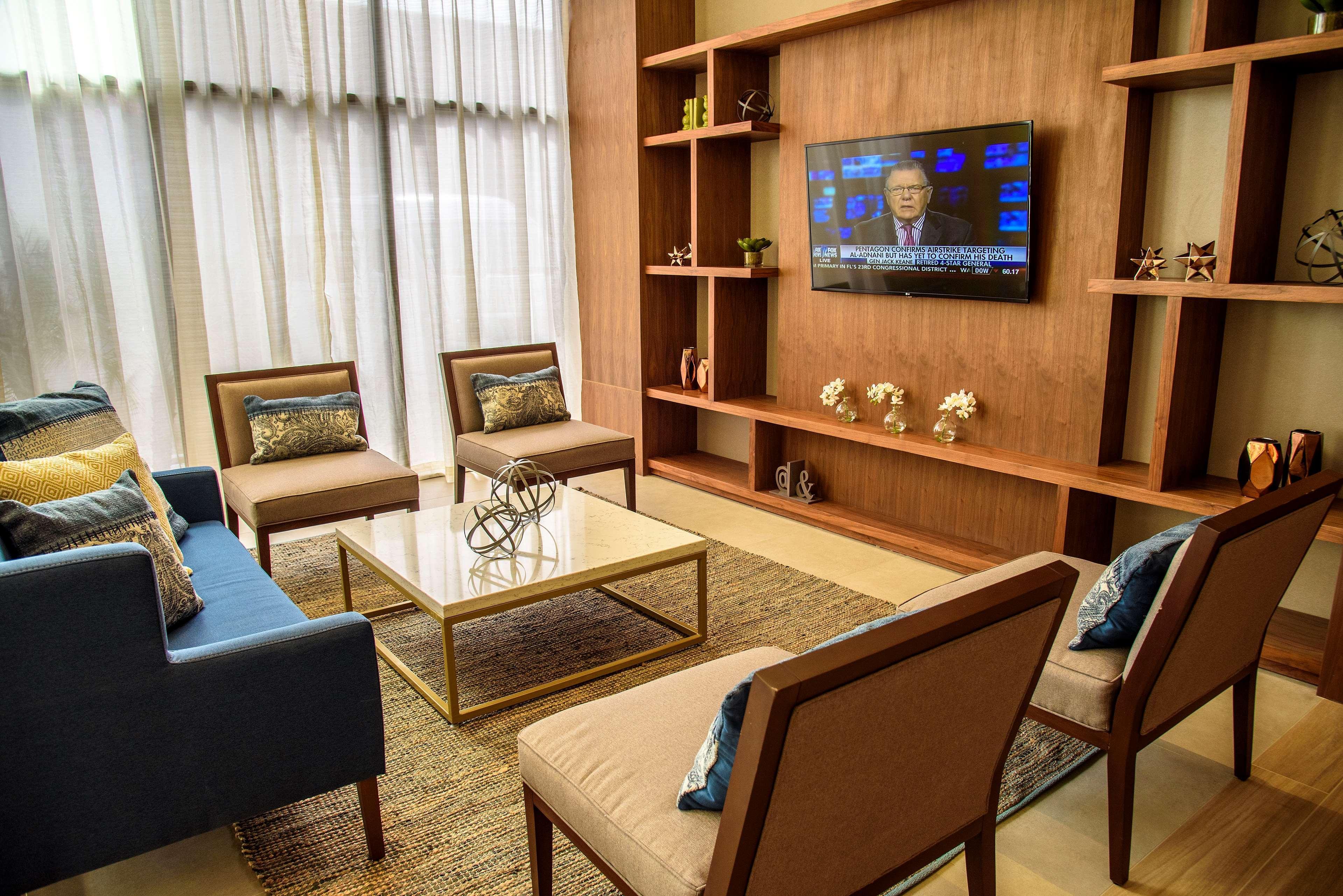 Hampton Inn Piedras Negras Esterno foto